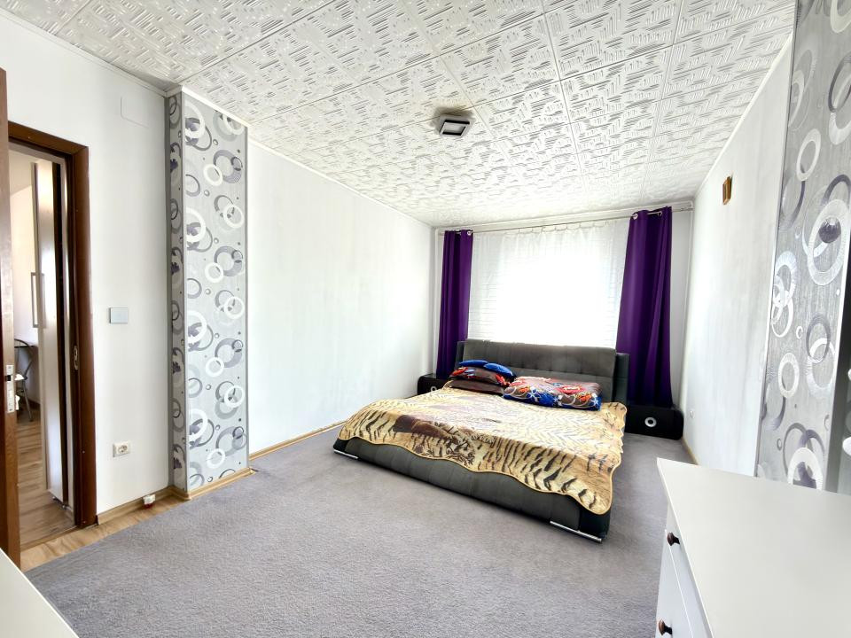 Apartament 3 camere, decomandat, 72mp, mobilat si utilat - zona Soarelui