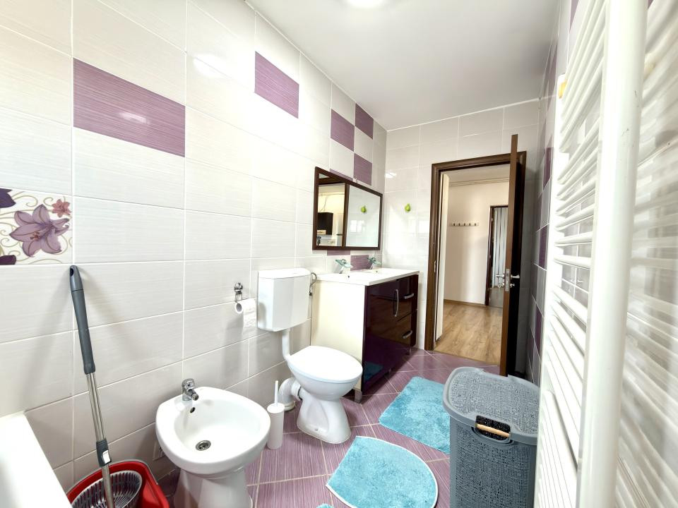 Apartament 3 camere, decomandat, 72mp, mobilat si utilat - zona Soarelui