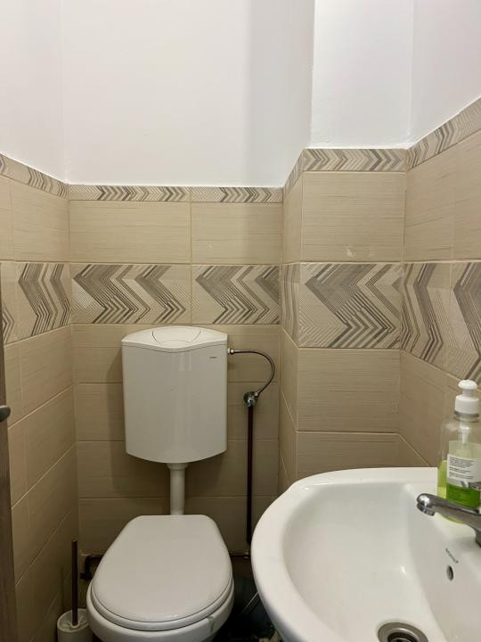  Apartament 3 camere, 64 mp utili, etaj 1 - zona Kiriac