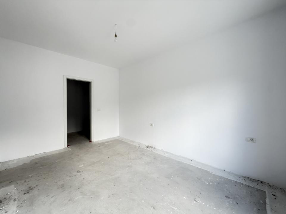 Casa individuala, 3 camere, 85 mp utili, 576 mp teren - Sanandrei