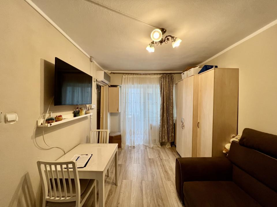  Apartament 1 camera, 24 mp utili, balcon, etaj 1 - UMT
