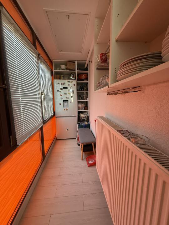 Apartament spatios, 4 camere, decomandat, etaj 3 - Giroc, zona Planetelor