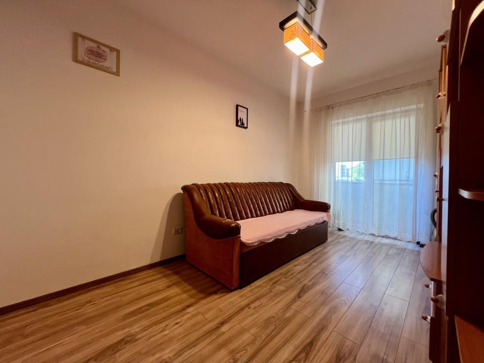  Apartament 2 camere, decomandat 47mp utili, parter - zona Soarelui