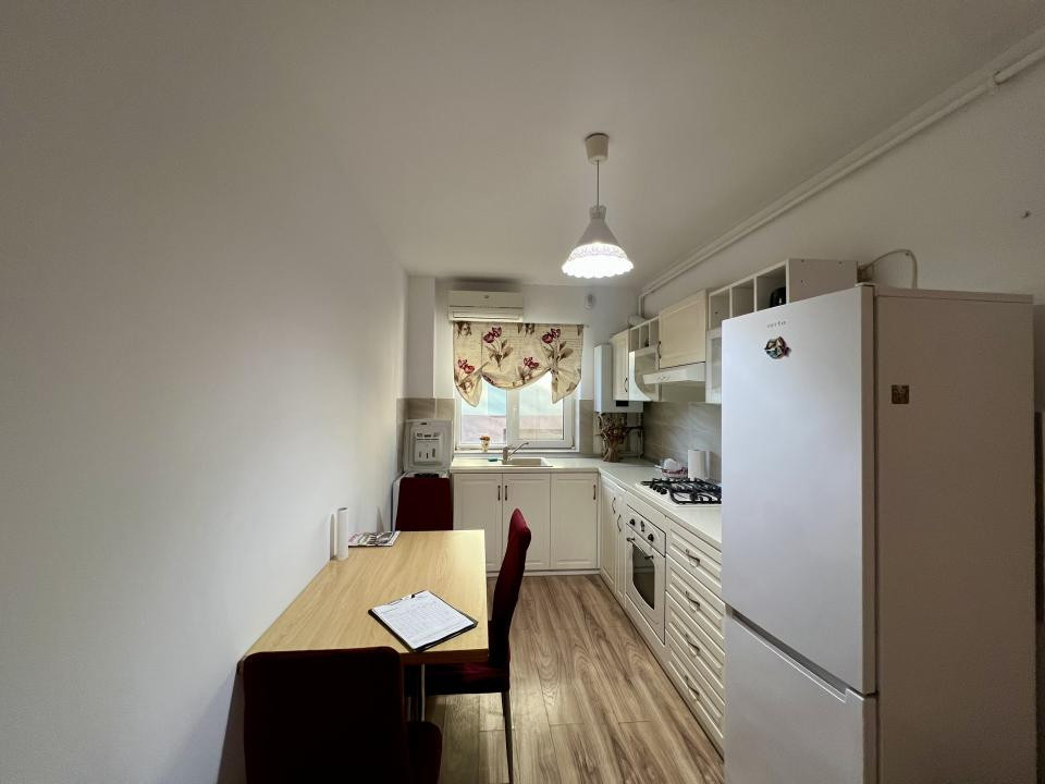  Apartament 2 camere, decomandat 47mp utili, parter - zona Soarelui