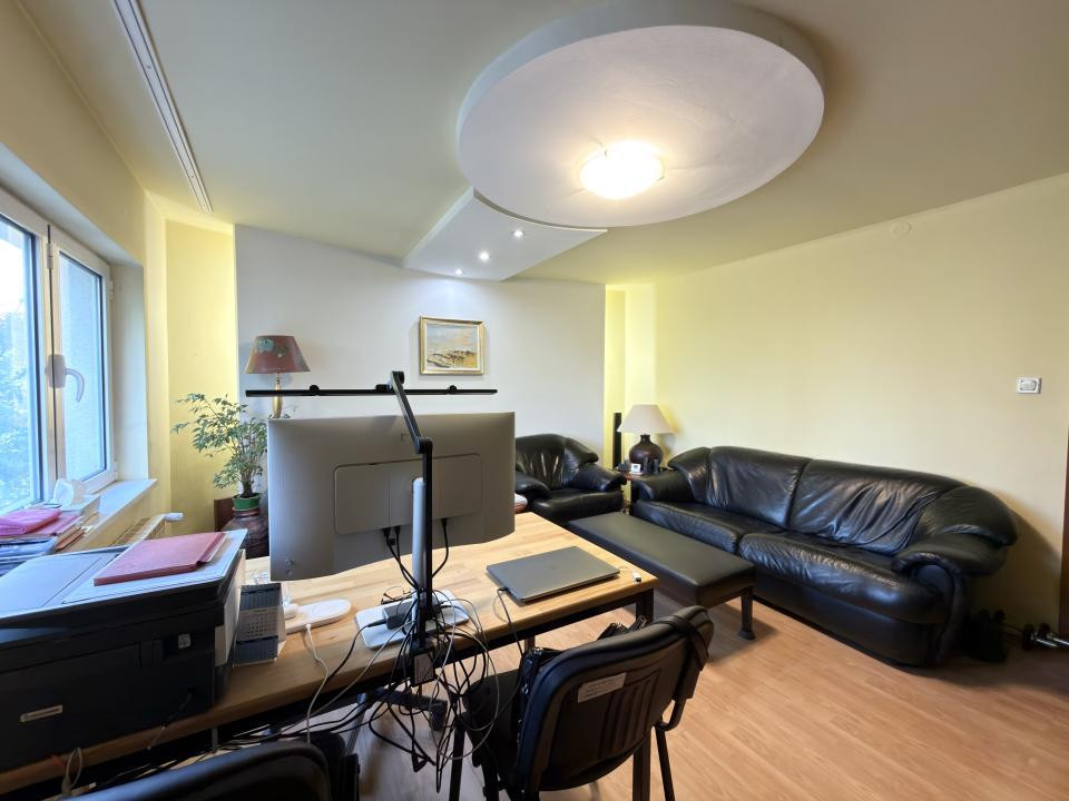 Apartament 3 camere, decomandat, 72mp utili, etaj 2, zona Sagului 