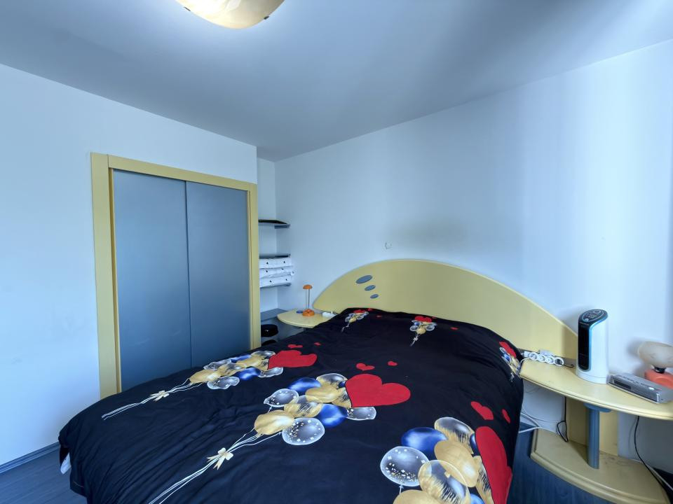 Apartament 3 camere, decomandat, 72mp utili, etaj 2, zona Sagului 