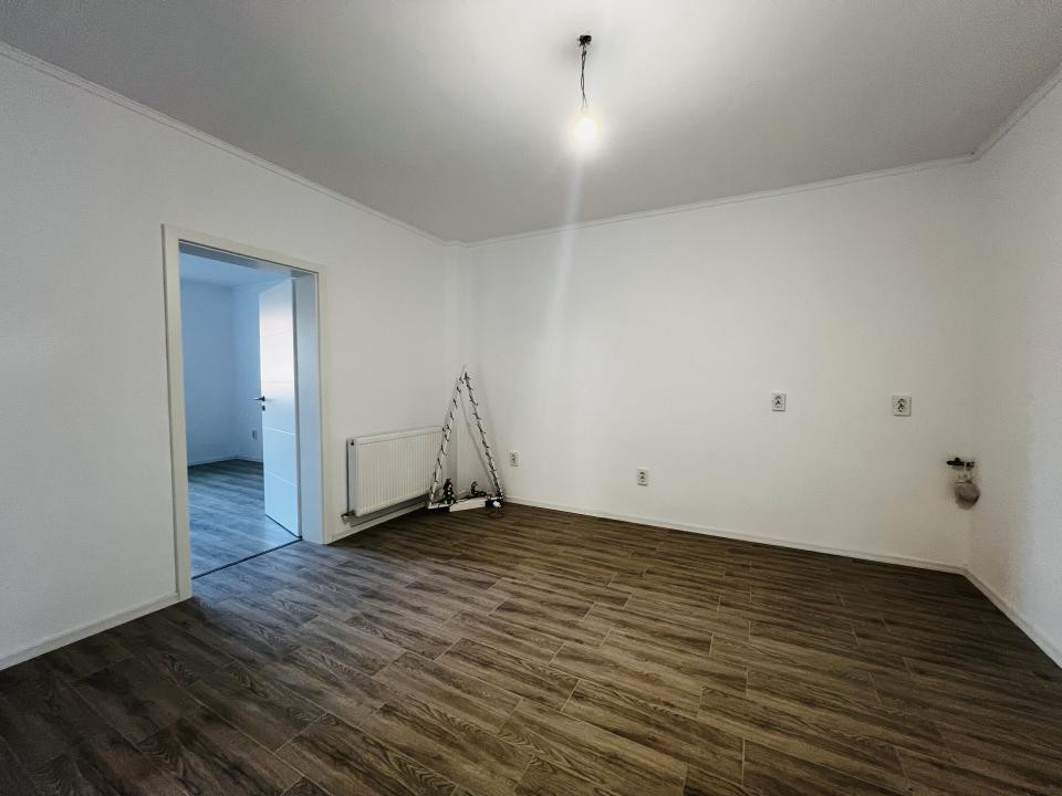 Casa 3 camere + apartament , la cheie - Zona Plopi Timisoara