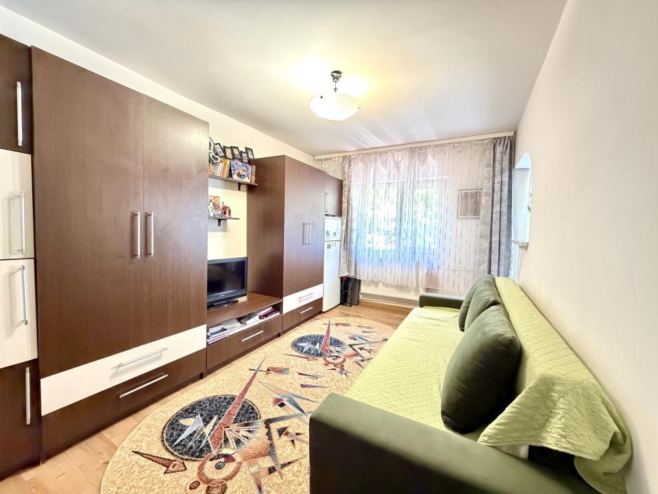 Apartament 1 camera, 27 mp utili, etaj 2 - zona Calea Buziasului