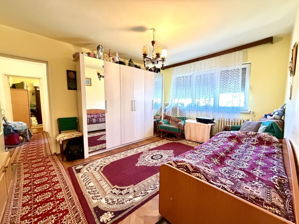 Apartament 4 camere, 60,5 mp utili, etaj 3 - zona Cetatii