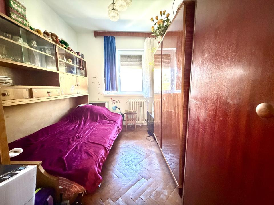 Apartament 4 camere, 60,5 mp utili, etaj 3 - zona Cetatii