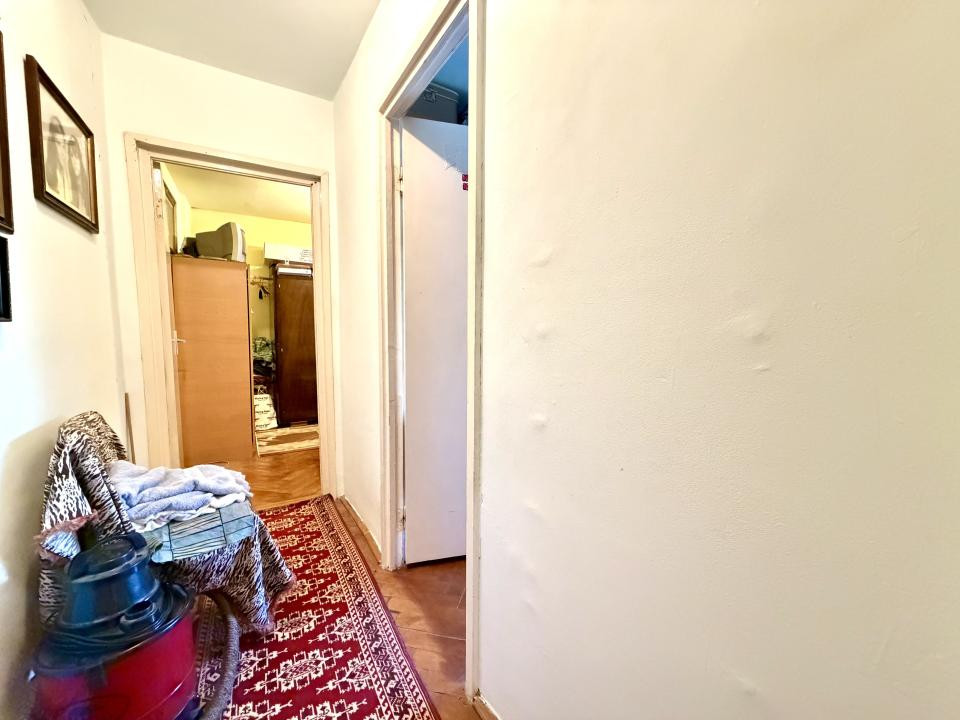 Apartament 4 camere, 60,5 mp utili, etaj 3 - zona Cetatii