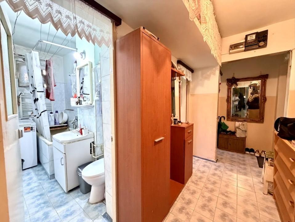 Apartament 4 camere, 60,5 mp utili, etaj 3 - zona Cetatii