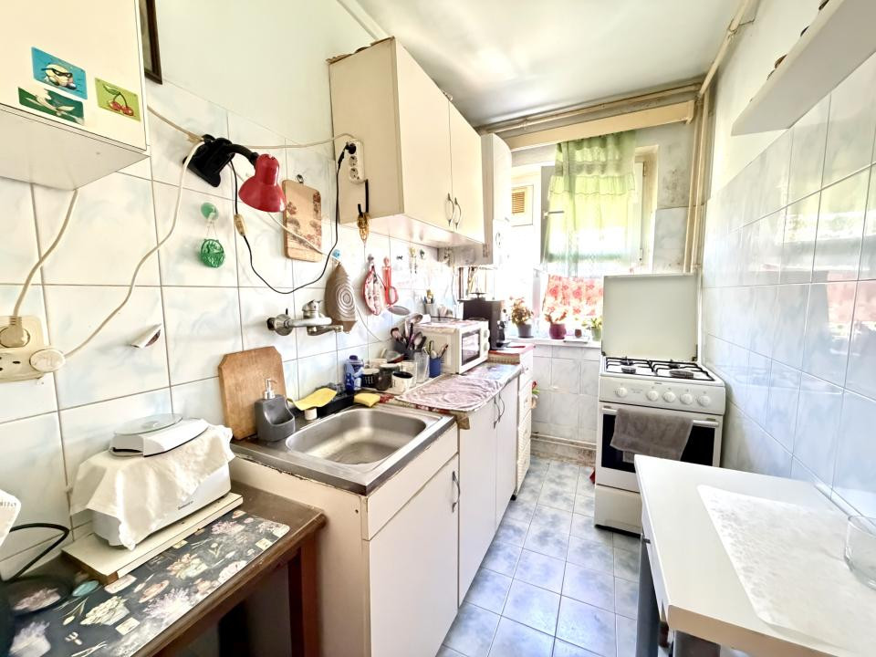 Apartament 4 camere, 60,5 mp utili, etaj 3 - zona Cetatii