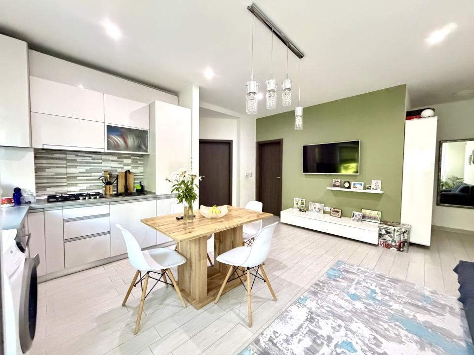 Apartament 3 camere, 55 mp utili, etaj 1 - zona centrala Dumbravita