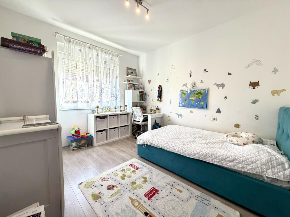 Apartament 3 camere, 55 mp utili, etaj 1 - zona centrala Dumbravita