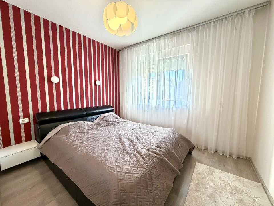 Apartament 3 camere, 55 mp utili, etaj 1 - zona centrala Dumbravita