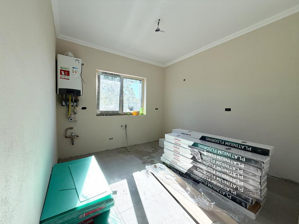 Duplex elegant, 3 camere, 93 mp utili, 235 mp teren - Sanandrei