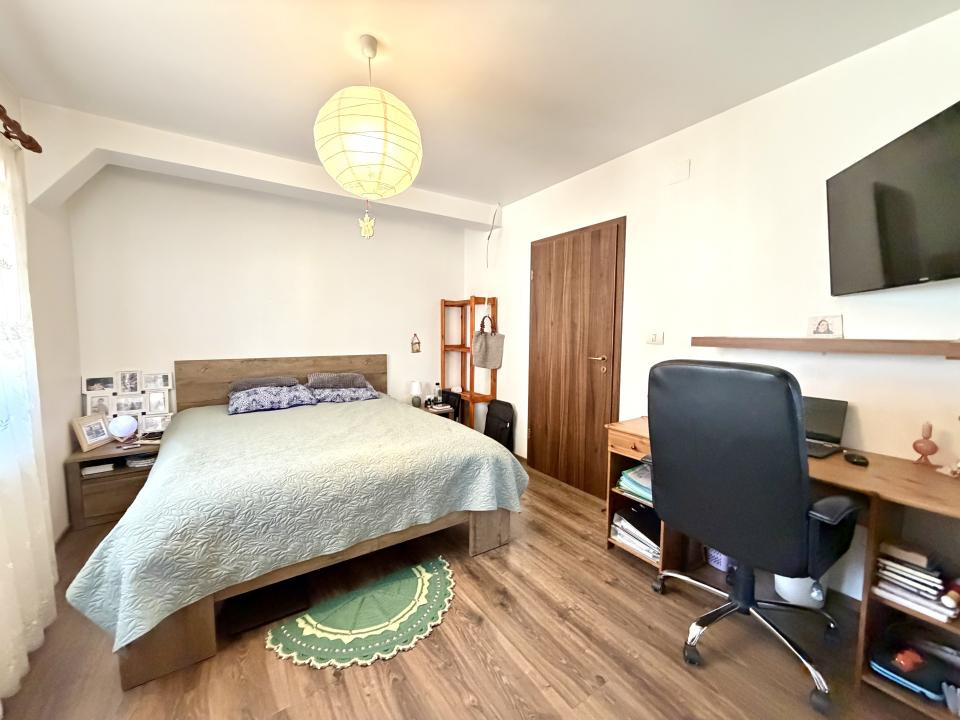 Casa individuala, 4 camere, 120 mp utili, 815 mp teren - Dumbravita