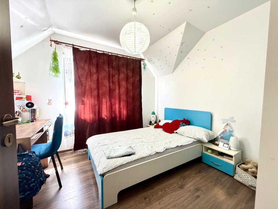 Casa individuala, 4 camere, 120 mp utili, 815 mp teren - Dumbravita