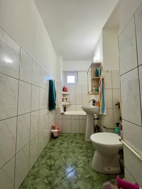  Apartament 1 camera, 38 mp utili, decomandat, etaj 4/8 - zona Soarelui