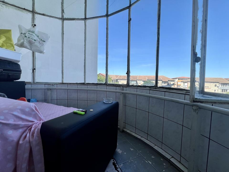  Apartament 1 camera, 38 mp utili, decomandat, etaj 4/8 - zona Soarelui