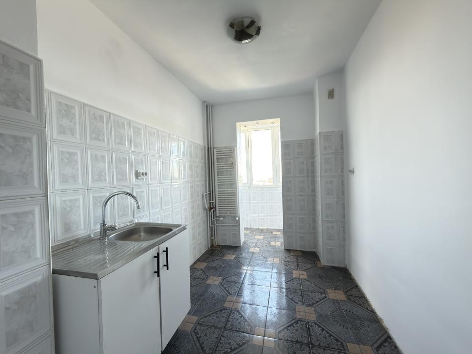 Apartament 3 camere, decomandat, 65 mp utili - zona Calea Sagului 