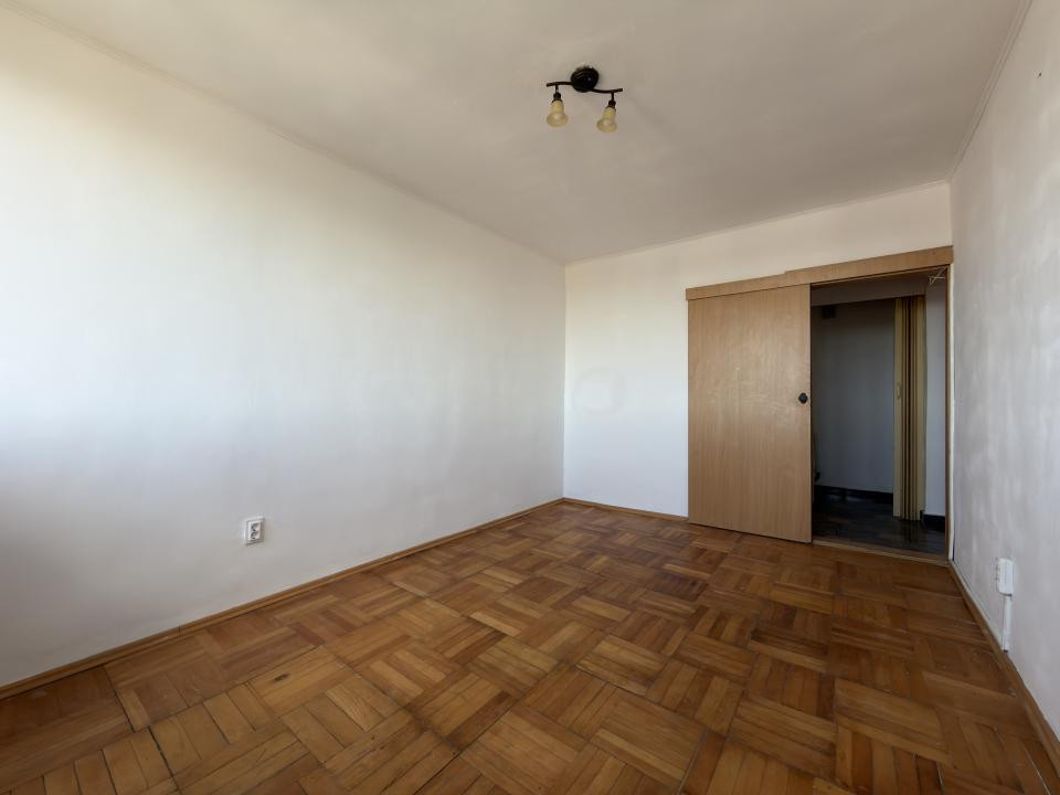 Apartament 3 camere, decomandat, 65 mp utili - zona Calea Sagului 