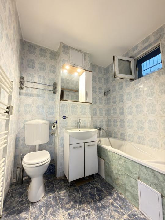 Apartament 3 camere, decomandat, 65 mp utili - zona Calea Sagului 