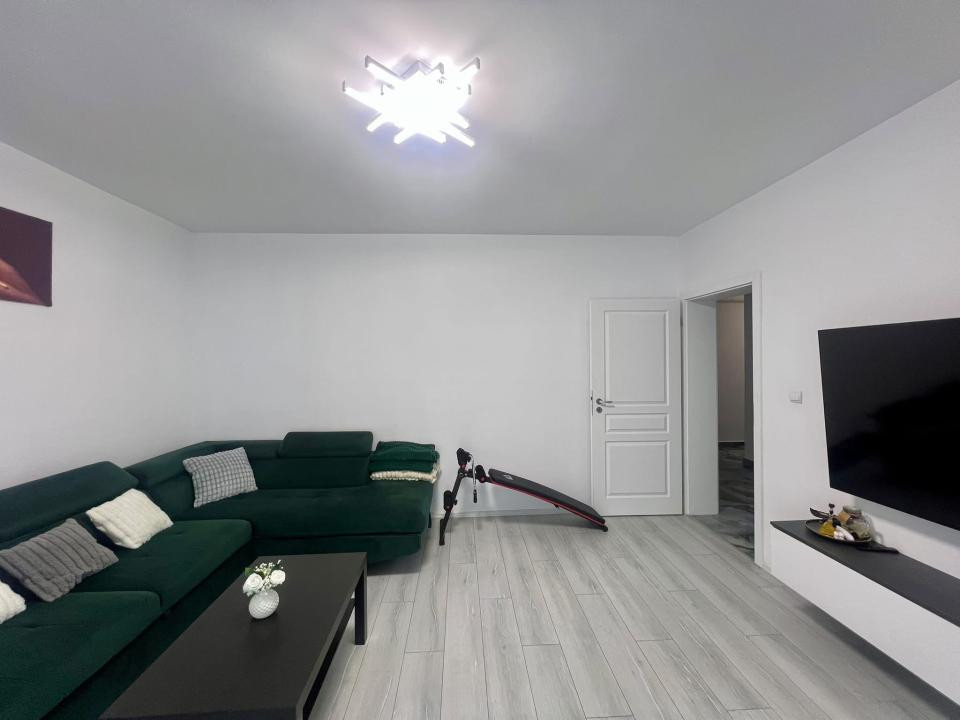 Apartament 2 camere, decomandat 55mp utili + curte 51 mp - Calea Urseni