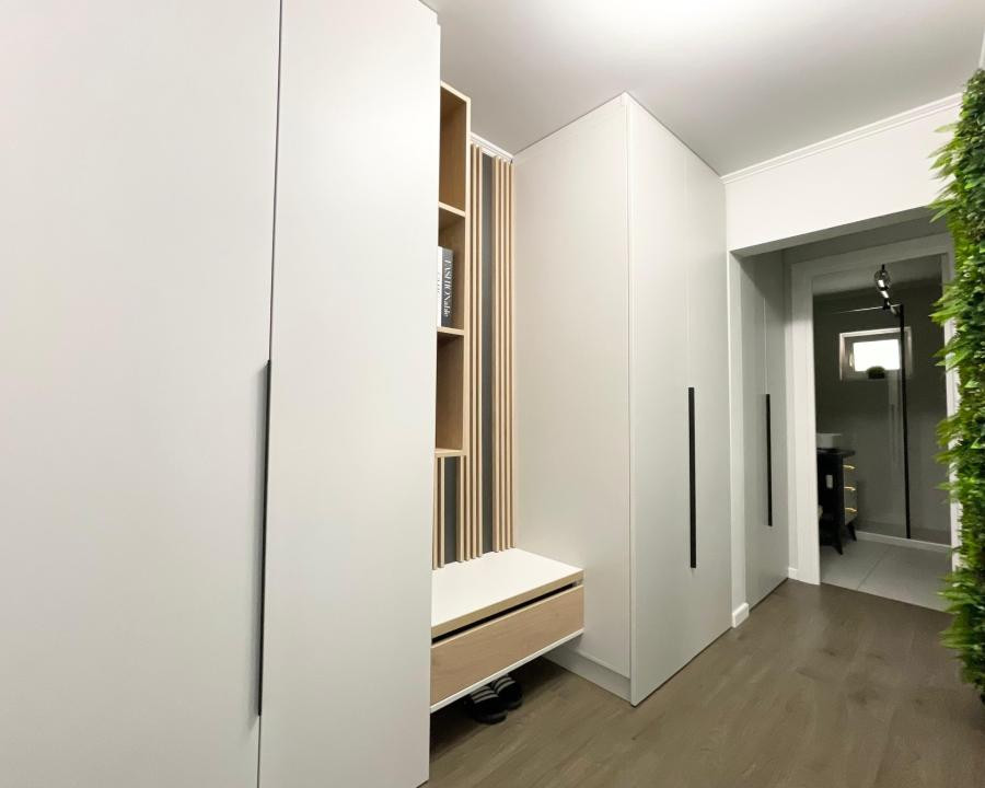Apartament 2 camere, mobilat si utilat premium, etaj 1  - Girocului