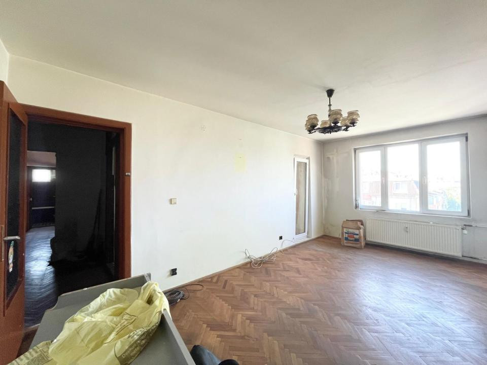 Apartament 3 camere pentru investitie - Complexul Studentesc
