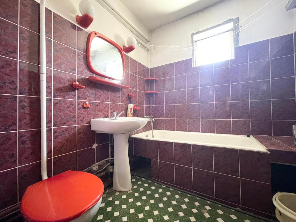 Apartament 3 camere pentru investitie - Complexul Studentesc