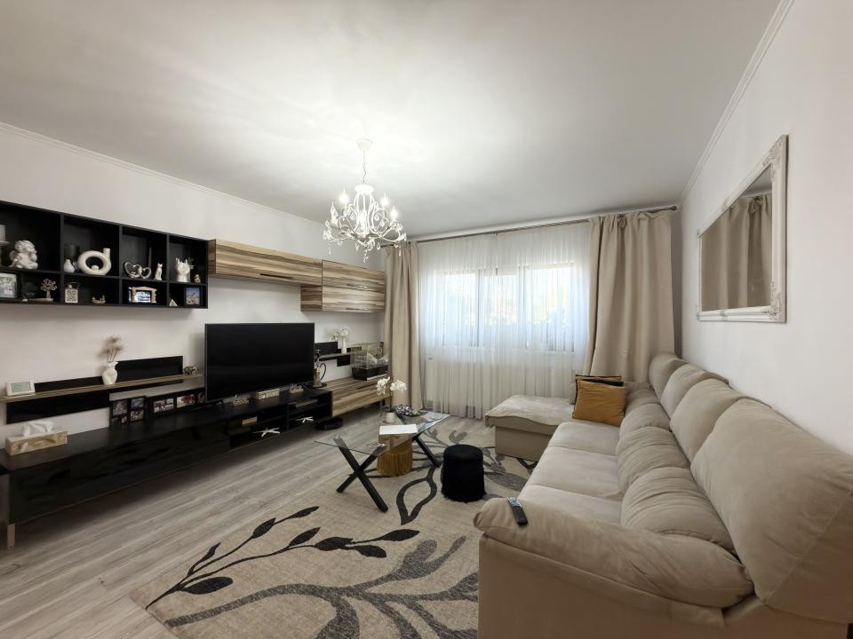 Casa individuala, 4 camere, 458mp teren, 98mp utili in Utvin 