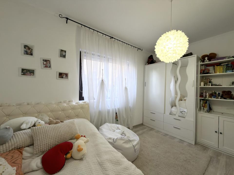 Casa individuala, 4 camere, 458mp teren, 98mp utili in Utvin 