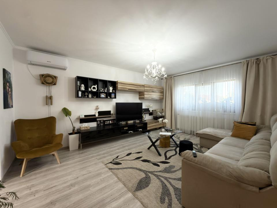 Casa individuala, 4 camere, 458mp teren, 98mp utili in Utvin 