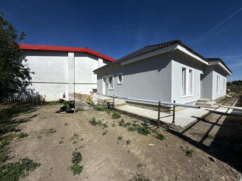 Duplex 3 camere, P+Pod, 80mp utili, 275mp  teren in Utvin 