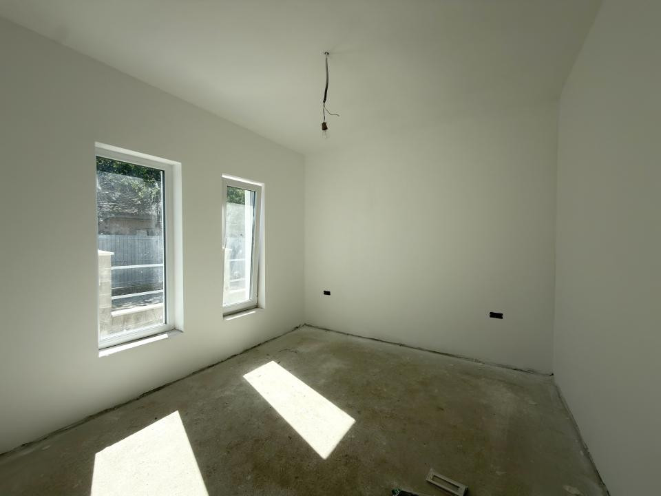 Duplex 3 camere, P+Pod, 80mp utili, 275mp  teren in Utvin 