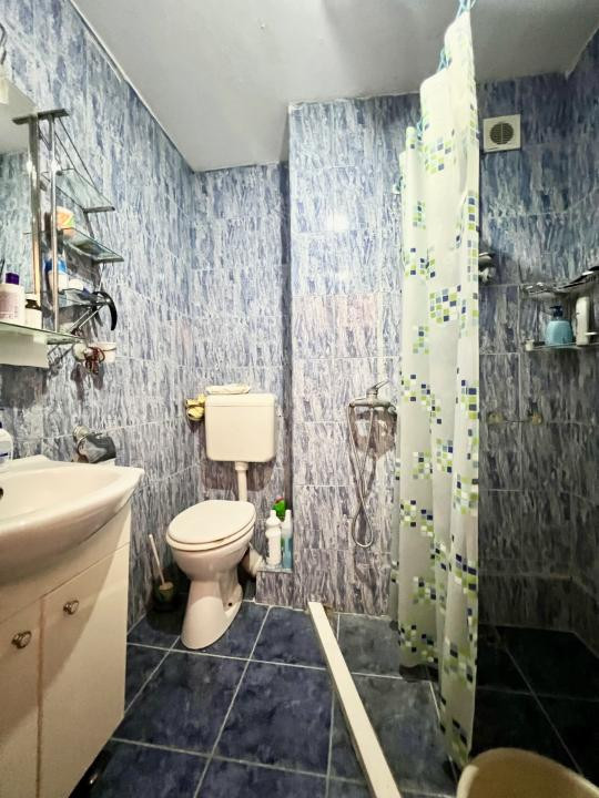  Apartament 3 camere, 42 mp utili, etaj 1 - zona Calea Sagului