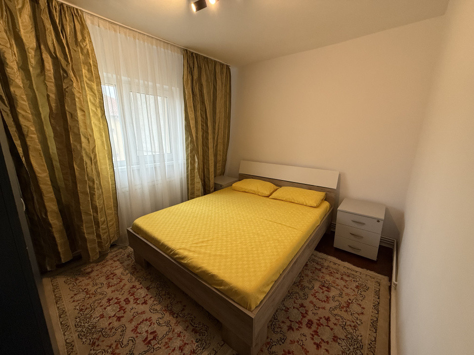 Apartament 2 camere, 42 mp utili plus balcon, decomandat - Girocului