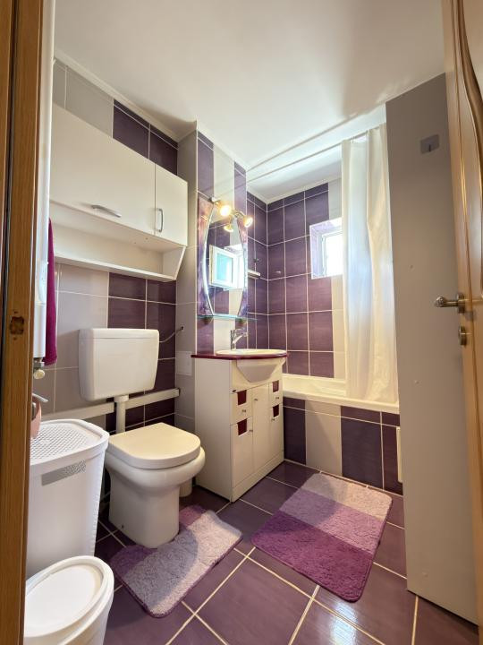 Apartament 2 camere, 50mp utili, decomandat - zona Girocului