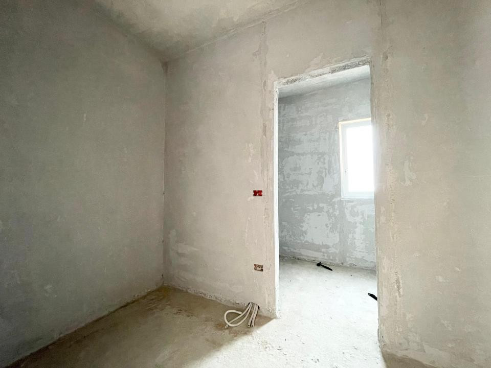 Duplex 5 camere separat prin camera tehnica - Mosnita Veche