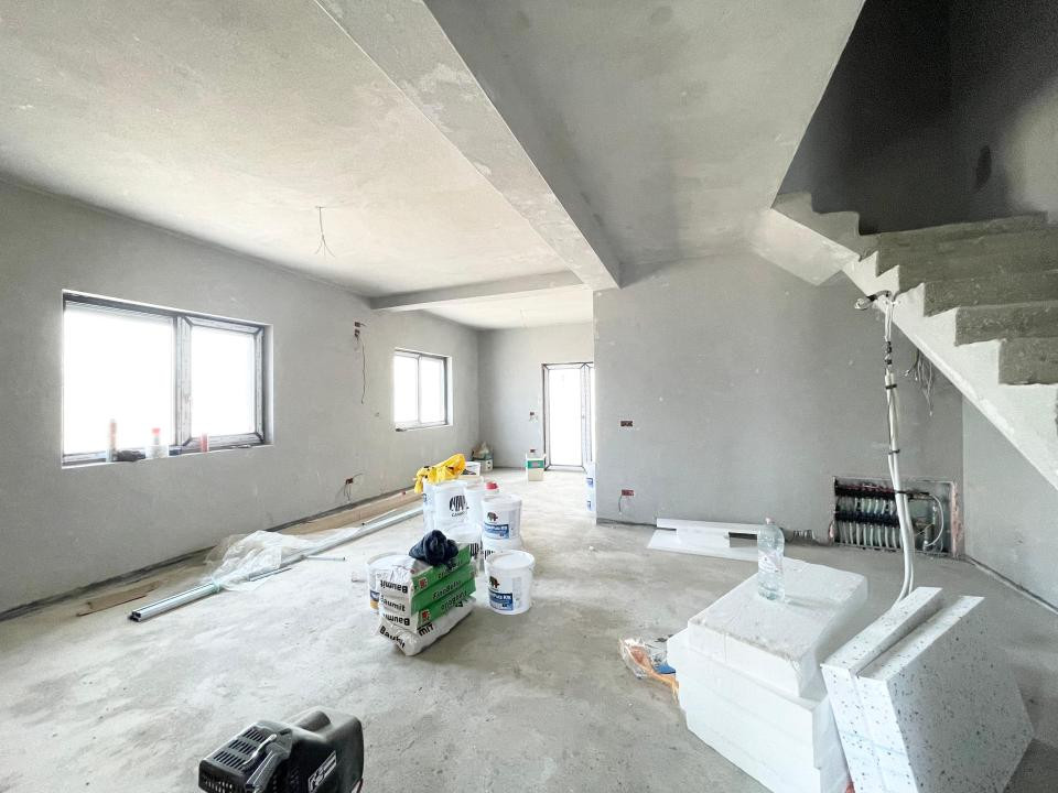 Duplex 4 camere, 118 mp utili, 425 mp teren - Mosnita Veche