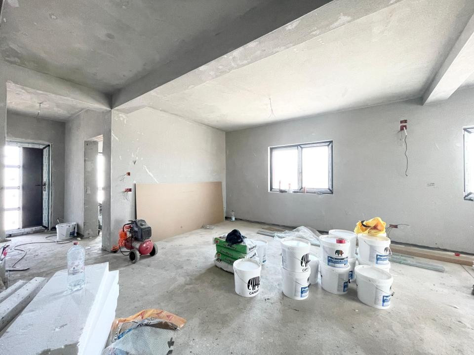Duplex 4 camere, 118 mp utili, 425 mp teren - Mosnita Veche
