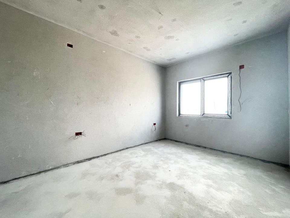 Duplex 4 camere, 118 mp utili, 425 mp teren - Mosnita Veche