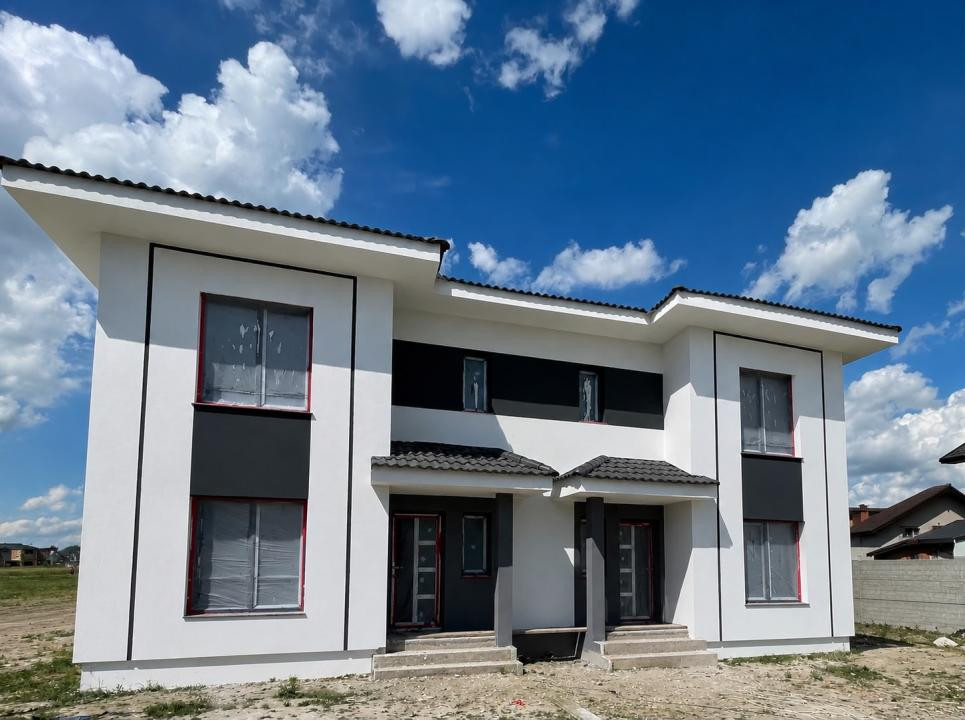 Duplex 4 camere, 118 mp utili, 425 mp teren - Mosnita Veche