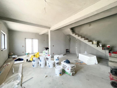 Duplex 4 camere, 118 mp utili, 425 mp teren - Mosnita Veche
