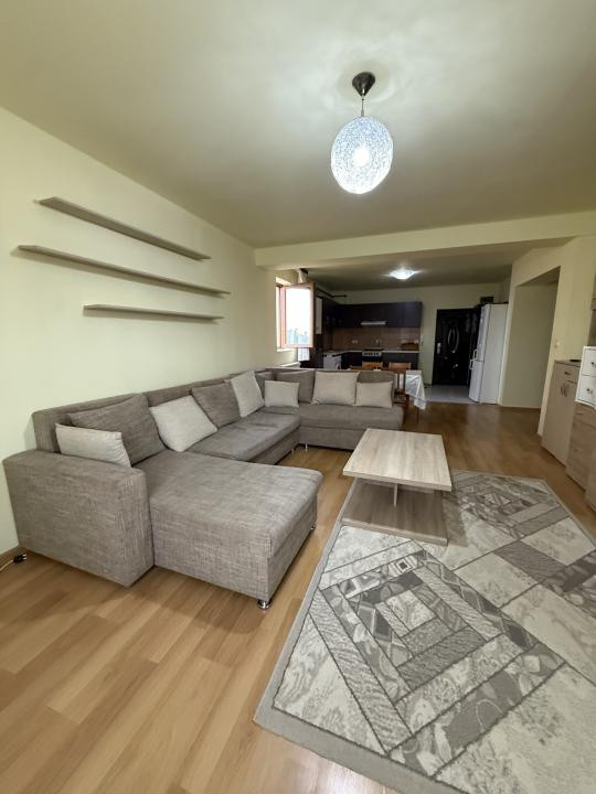 Apartament cu 3 camere, 71 mp utili +balcon, etaj 2, mobilat - Giroc