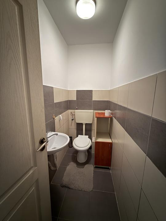 Apartament cu 3 camere, 71 mp utili +balcon, etaj 2, mobilat - Giroc