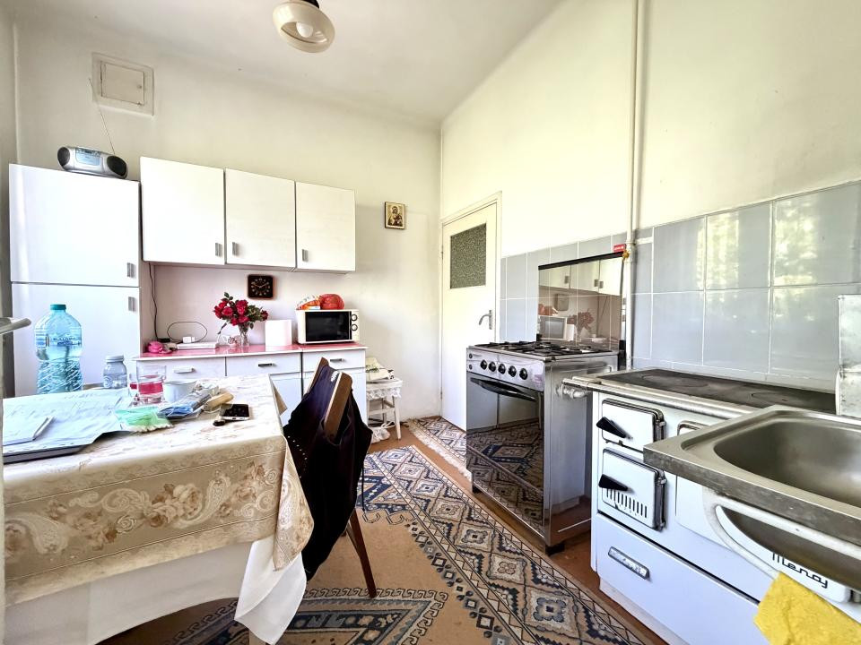 Casa in Timisoara, 3 camere, 70 mp utili, 332 mp teren - Zona Lunei