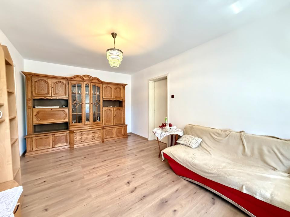 Apartament 2 camere, 45 mp utili, etaj 3 - Zona Tipografilor